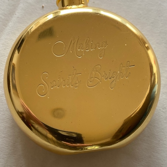 NWT- 2 GOLD PLATED LUXURY FLASKS (2) - Picture 8 of 14